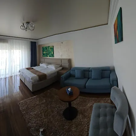 Apartment White Tower 607 *